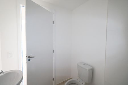 Apartamento à venda com 54m², 3 quartos e 1 vaga Apartamento à venda com 54m², 3 quartos e 1 vagaBanheiro