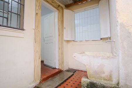 Casa para alugar com 30m², 1 quarto e sem vagaÁrea de Serviço
