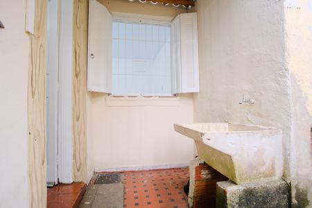 Casa para alugar com 30m², 1 quarto e sem vagaÁrea de Serviço