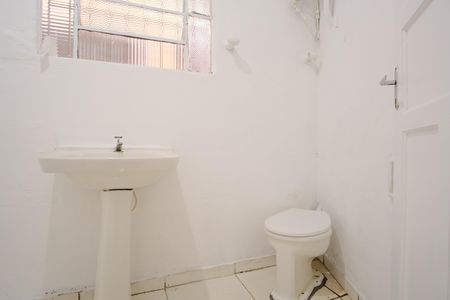 Banheiro de casa para alugar com 1 quarto, 30m² em Vila Matilde, São Paulo