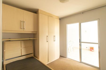 Casa à venda com 200m², 4 quartos e 4 vagas Casa à venda com 200m², 4 quartos e 4 vagasQuarto 2