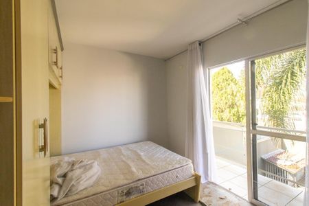 Casa à venda com 200m², 4 quartos e 4 vagas Casa à venda com 200m², 4 quartos e 4 vagasQuarto 3