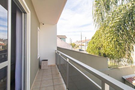 Casa à venda com 200m², 4 quartos e 4 vagas Casa à venda com 200m², 4 quartos e 4 vagasVaranda do Quarto 3