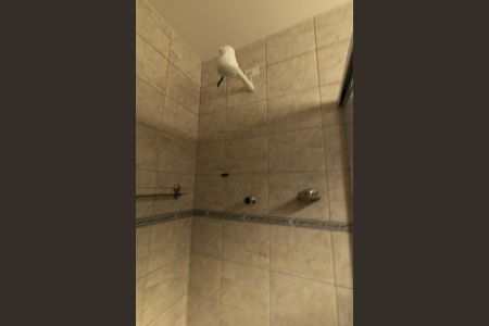 Casa à venda com 200m², 4 quartos e 4 vagas Casa à venda com 200m², 4 quartos e 4 vagasBanheiro da Suíte