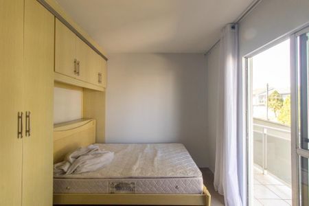 Casa à venda com 200m², 4 quartos e 4 vagas Casa à venda com 200m², 4 quartos e 4 vagasQuarto 3