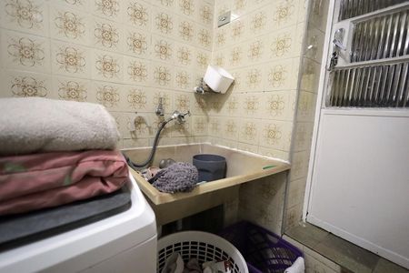 Área de Serviço de casa à venda com 3 quartos, 300m² em Parque Oratório, Santo André