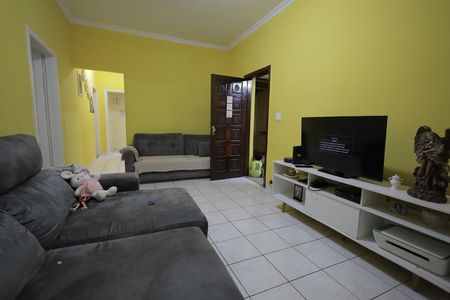 Casa à venda com 3 quartos, 300m² em Parque Oratório, Santo André