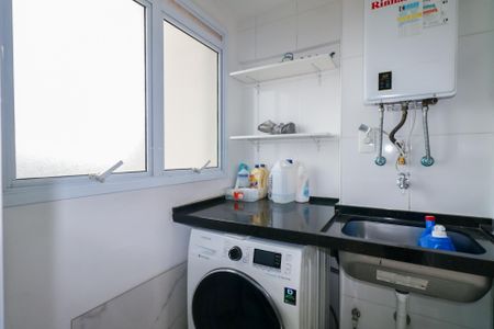 Apartamento à venda com 62m², 2 quartos e 1 vaga Apartamento à venda com 62m², 2 quartos e 1 vagaÁrea de Serviço