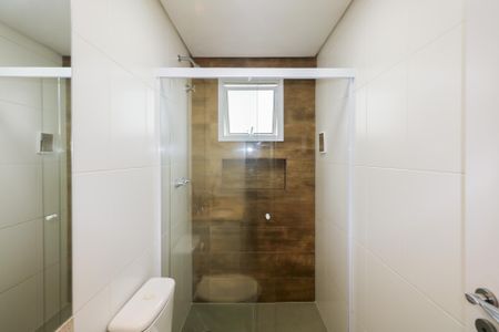 Apartamento à venda com 62m², 2 quartos e 1 vaga Apartamento à venda com 62m², 2 quartos e 1 vagaBanheiro da Suíte