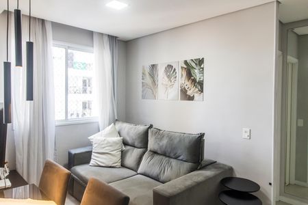 Apartamento à venda com 2 quartos, 42m² em Jardim Tupanci, Barueri