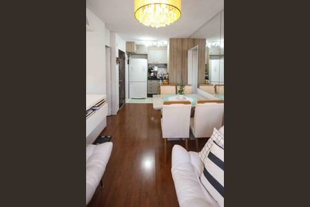 Sala de apartamento à venda com 2 quartos, 42m² em Cidade Líder, São Paulo