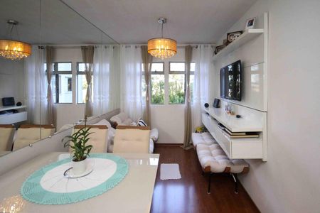 Sala de apartamento à venda com 2 quartos, 42m² em Cidade Líder, São Paulo