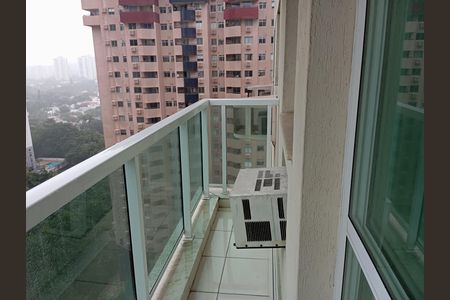 Apartamento para alugar com 65m², 2 quartos e 1 vaga Apartamento para alugar com 65m², 2 quartos e 1 vagaVaranda