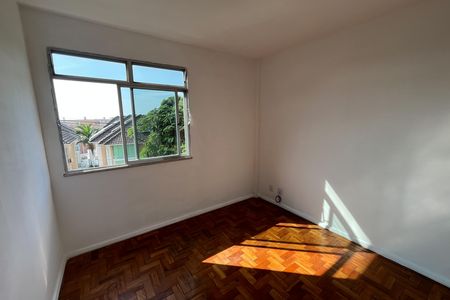 Sala de apartamento para alugar com 2 quartos, 49m² em Praia da Bandeira, Rio de Janeiro