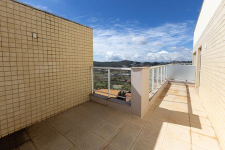 Apartamento para alugar com 327m², 4 quartos e 3 vagas Apartamento para alugar com 327m², 4 quartos e 3 vagasCobertura