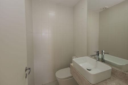 Apartamento para alugar com 327m², 4 quartos e 3 vagas Apartamento para alugar com 327m², 4 quartos e 3 vagasLavabo da Sala 1