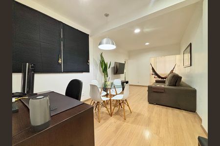Apartamento para alugar com 1 quarto, 50m² em Copacabana, Rio de Janeiro
