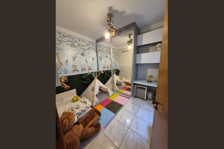 Casa à venda com 240m², 3 quartos e 2 vagas Casa à venda com 240m², 3 quartos e 2 vagasÁrea de Serviço