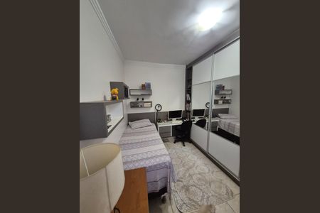 Casa à venda com 240m², 3 quartos e 2 vagas Casa à venda com 240m², 3 quartos e 2 vagasQuarto 1
