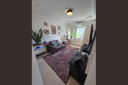Sala 1 de casa à venda com 3 quartos, 240m² em Jardim Atlatico, Goiânia