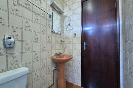 Casa para alugar com 153m², 4 quartos e 4 vagas Casa para alugar com 153m², 4 quartos e 4 vagasBanheiro