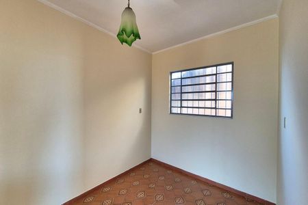 Casa para alugar com 153m², 4 quartos e 4 vagas Casa para alugar com 153m², 4 quartos e 4 vagasSala de Jantar