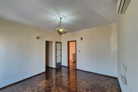 Casa para alugar com 153m², 4 quartos e 4 vagas Casa para alugar com 153m², 4 quartos e 4 vagasSala
