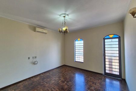 Sala de casa para alugar com 4 quartos, 153m² em Cidade Jardim, Campinas
