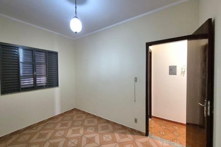 Casa para alugar com 153m², 4 quartos e 4 vagas Casa para alugar com 153m², 4 quartos e 4 vagasQuarto 2