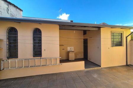 Casa para alugar com 153m², 4 quartos e 4 vagas Casa para alugar com 153m², 4 quartos e 4 vagasVista do Quarto 2