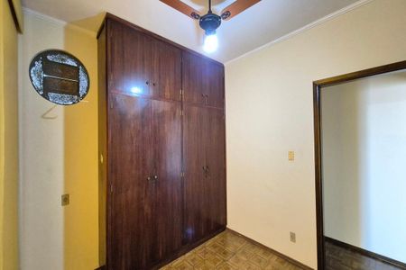 Casa para alugar com 153m², 4 quartos e 4 vagas Casa para alugar com 153m², 4 quartos e 4 vagasQuarto 1
