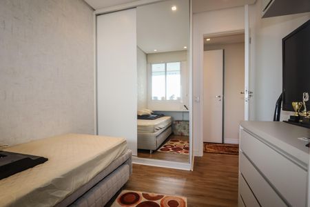 Apartamento à venda com 226m², 3 quartos e 3 vagas Apartamento à venda com 226m², 3 quartos e 3 vagasQuarto 3