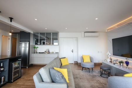 Apartamento à venda com 226m², 3 quartos e 3 vagas Apartamento à venda com 226m², 3 quartos e 3 vagasSala