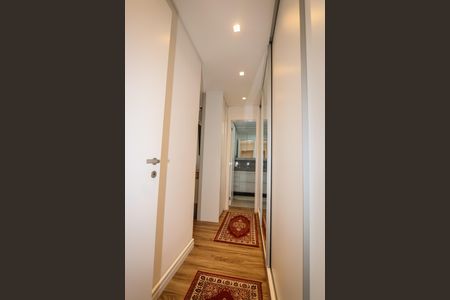 Apartamento à venda com 226m², 3 quartos e 3 vagas Apartamento à venda com 226m², 3 quartos e 3 vagasCloset da Suite 2