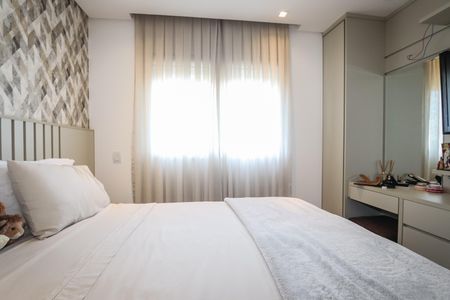 Apartamento à venda com 226m², 3 quartos e 3 vagas Apartamento à venda com 226m², 3 quartos e 3 vagasSuite 2