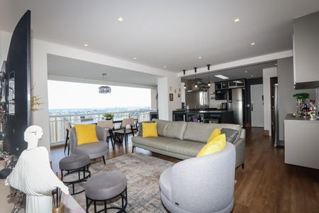 Apartamento à venda com 226m², 3 quartos e 3 vagas Apartamento à venda com 226m², 3 quartos e 3 vagasSala