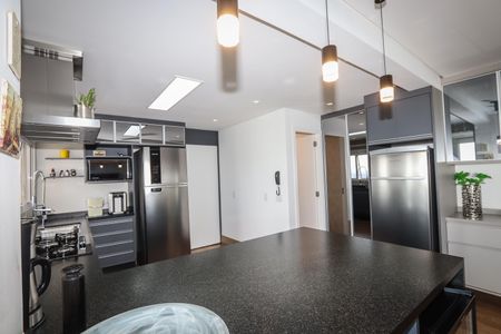 Apartamento à venda com 226m², 3 quartos e 3 vagas Apartamento à venda com 226m², 3 quartos e 3 vagasCozinha