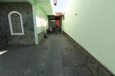 Garagem de kitnet/studio para alugar com 1 quarto, 60m² em Vila Industrial, São José dos Campos