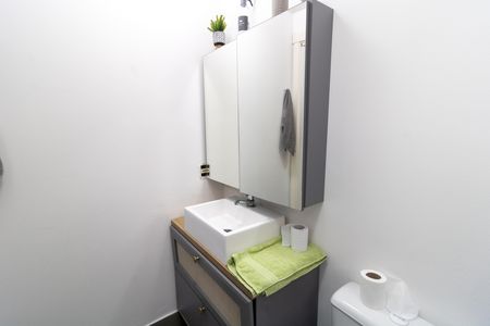 Apartamento à venda com 85m², 3 quartos e 1 vaga Apartamento à venda com 85m², 3 quartos e 1 vagaBanheiro da Suíte