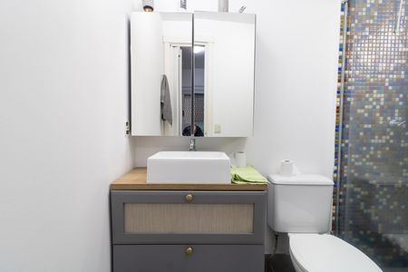 Apartamento à venda com 85m², 3 quartos e 1 vaga Apartamento à venda com 85m², 3 quartos e 1 vagaBanheiro da Suíte