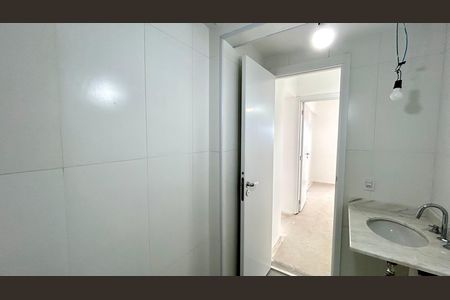 Apartamento à venda com 83m², 2 quartos e 2 vagas Apartamento à venda com 83m², 2 quartos e 2 vagasBanheiro 1