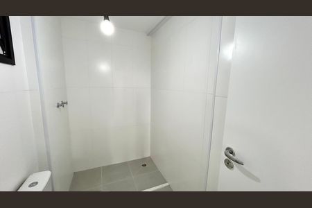Apartamento à venda com 83m², 2 quartos e 2 vagas Apartamento à venda com 83m², 2 quartos e 2 vagasBanheiro 1