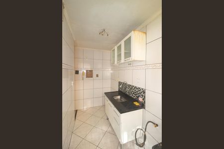 Apartamento à venda com 33m², 2 quartos e sem vaga Apartamento à venda com 33m², 2 quartos e sem vagaCozinha e Área de Serviço