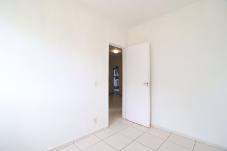 Quarto 2 de apartamento para alugar com 2 quartos, 50m² em Shopping Park, Uberlândia