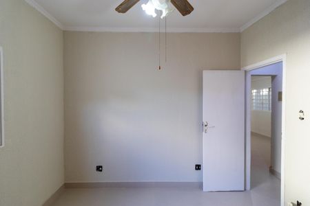 Casa para alugar com 140m², 3 quartos e 3 vagas Casa para alugar com 140m², 3 quartos e 3 vagasQuarto 01