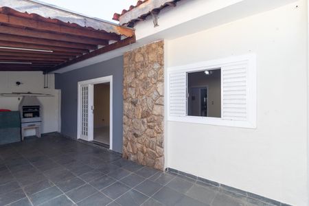 Casa para alugar com 140m², 3 quartos e 3 vagas Casa para alugar com 140m², 3 quartos e 3 vagasGaragem