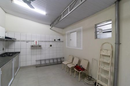 Casa para alugar com 140m², 3 quartos e 3 vagas Casa para alugar com 140m², 3 quartos e 3 vagasCozinha