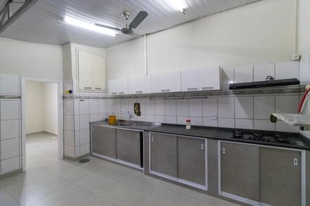 Casa para alugar com 140m², 3 quartos e 3 vagas Casa para alugar com 140m², 3 quartos e 3 vagasCozinha