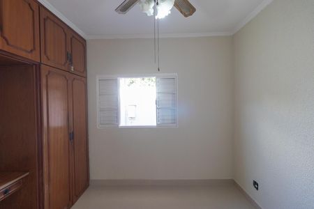 Casa para alugar com 140m², 3 quartos e 3 vagas Casa para alugar com 140m², 3 quartos e 3 vagasQuarto 01