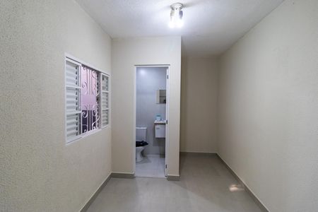 Casa para alugar com 140m², 3 quartos e 3 vagas Casa para alugar com 140m², 3 quartos e 3 vagasSuíte